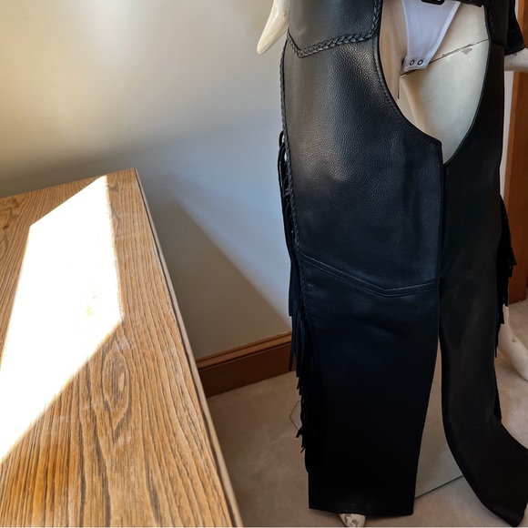 Deerskin Trading Post leather motorcycle riding chaps - Picture 6 of 16
